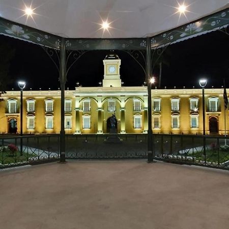 Casa Central De Santa Ana Luaran gambar