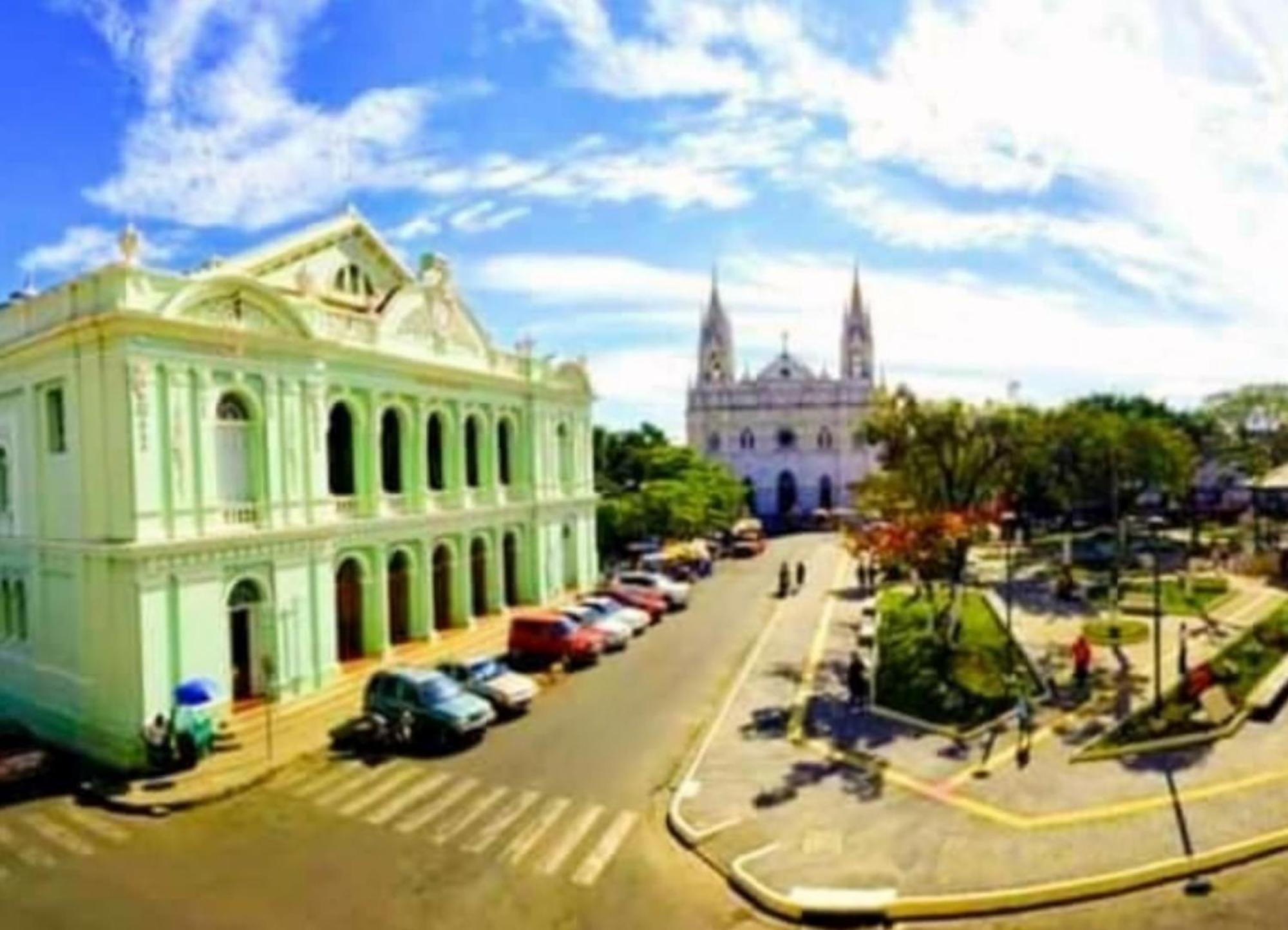 Casa Central De Santa Ana Luaran gambar